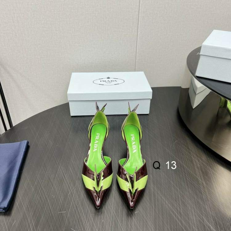 Picture of Prada Shoes _SKUPradasz35-40819179.5CMYM1210